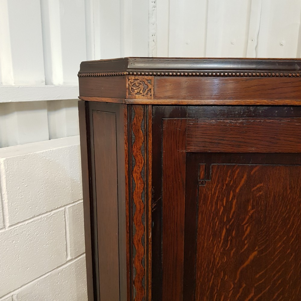 ANTIQUE CARVED OAK HALL WARDROBE C1920 View III