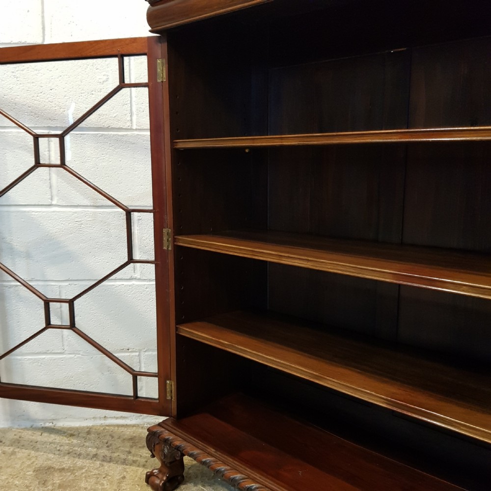 ANTIQUE EDWARDIAN CHIPPENDALE MAHOGANY ASTRAGAL GLAZED BOOKCASE C1900 View II