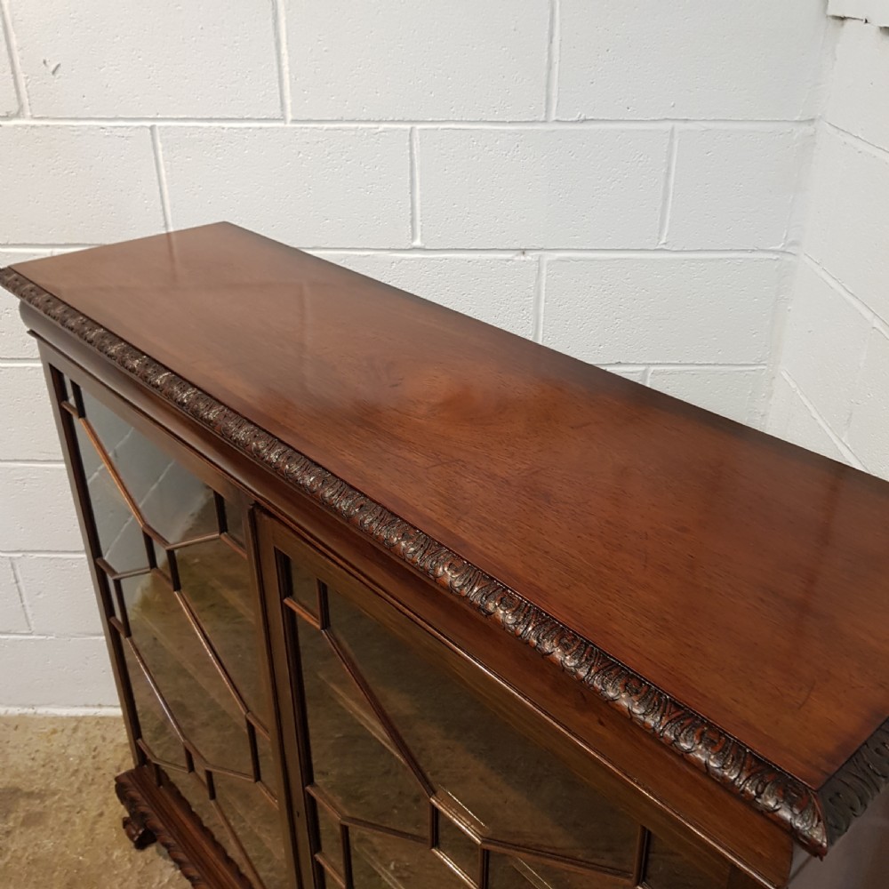 ANTIQUE EDWARDIAN CHIPPENDALE MAHOGANY ASTRAGAL GLAZED BOOKCASE C1900 View V