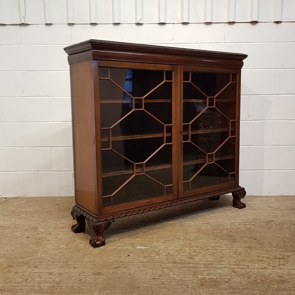 ANTIQUE EDWARDIAN CHIPPENDALE MAHOGANY ASTRAGAL GLAZED BOOKCASE C1900 View VII