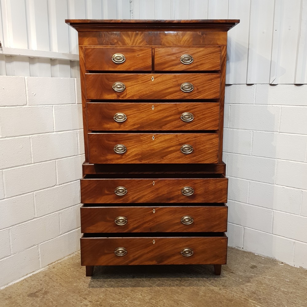 ANTIQUE WILLIAM 1V FLAMED MAHOGANY CHEST ON CHEST OF DRAWERS C1830 View IV