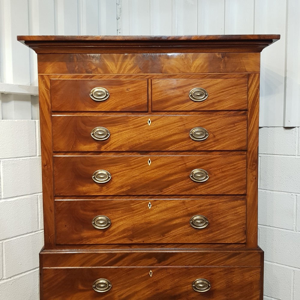 ANTIQUE WILLIAM 1V FLAMED MAHOGANY CHEST ON CHEST OF DRAWERS C1830 View VII