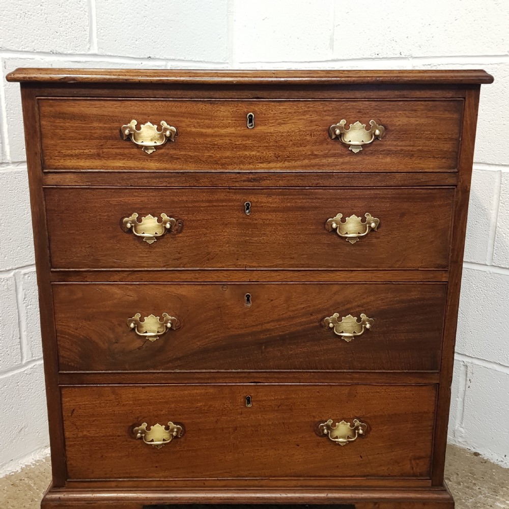 ANTIQUE 18TH CENTURY MAHIGA Y DWARF CHEST OF DRAWERS C1780 View V
