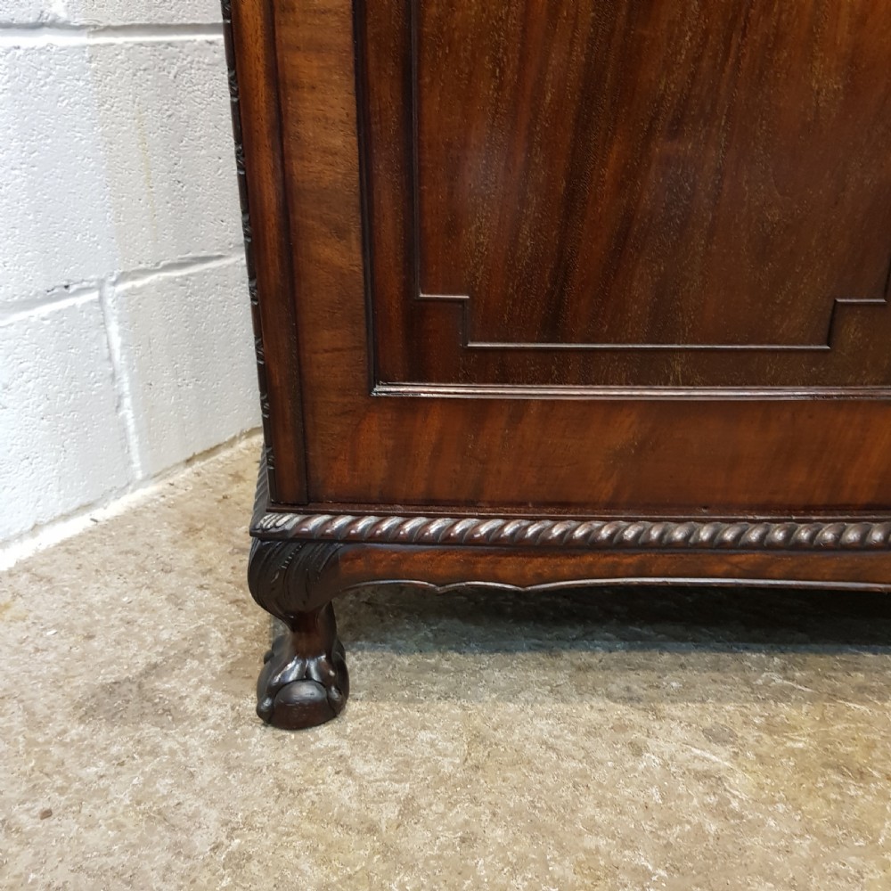 ANTIQUE LATE VICTORIAN CHIPPENDALE MAHOGANY TRIPLE WARDROBE C1890 View X