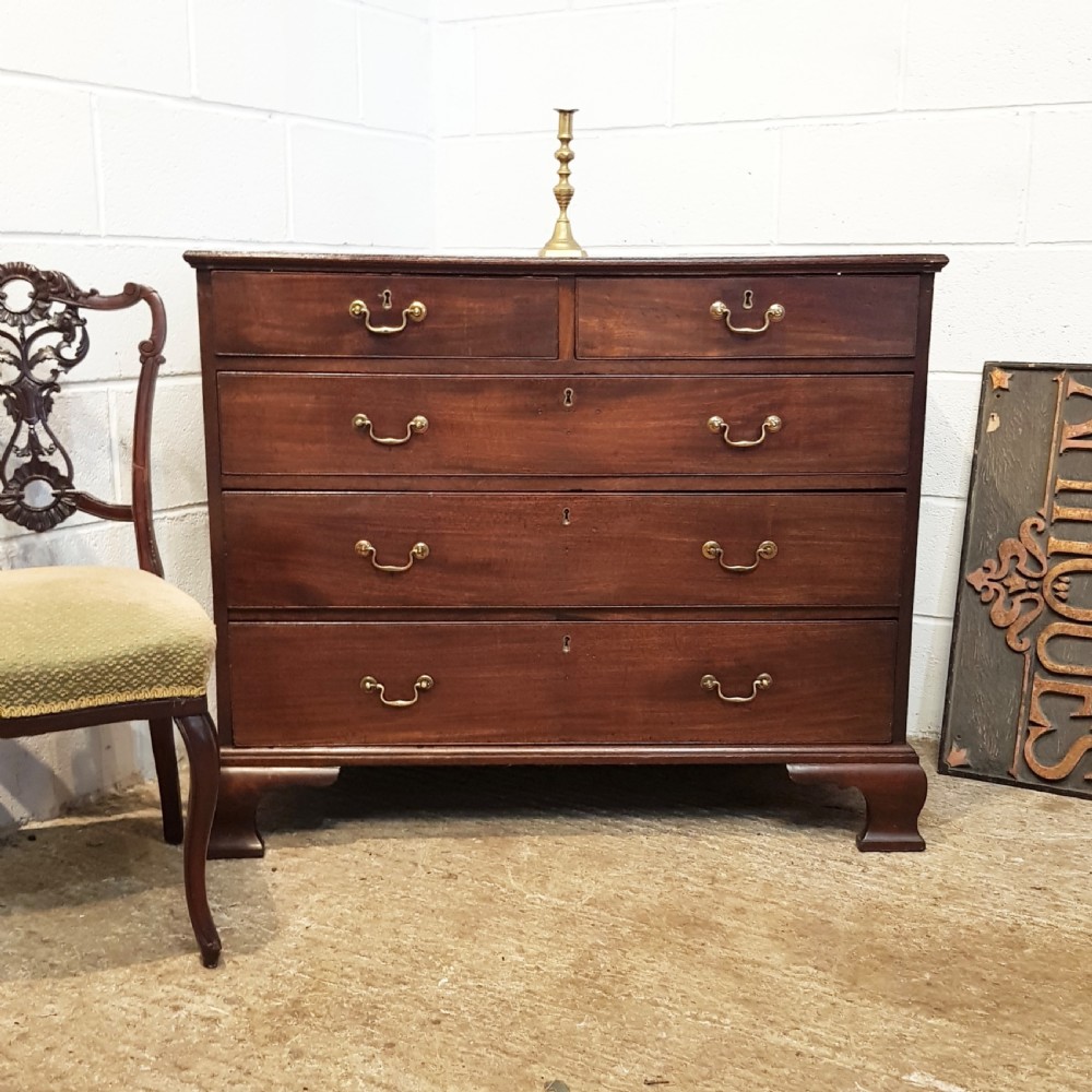 ANTIQUE 18TH CENTURY MAHOGANY CHEST OF DRAWERS C1780
