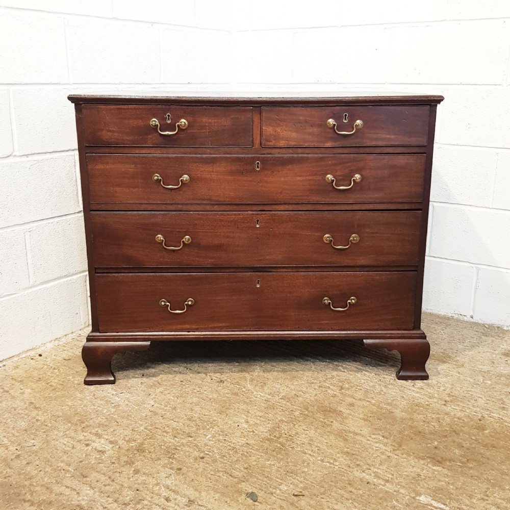 ANTIQUE 18TH CENTURY MAHOGANY CHEST OF DRAWERS C1780 View II