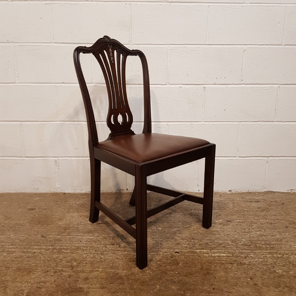 ANTIQUE SET EIGHT EDWARDIAN CHIPPENDALE MAHOGANY DINING CHAIRS C1900 View III