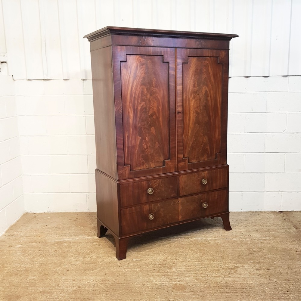 ANTIQUE REGENCY MAHOGANY CLOTHES PRESS C1820 View IV