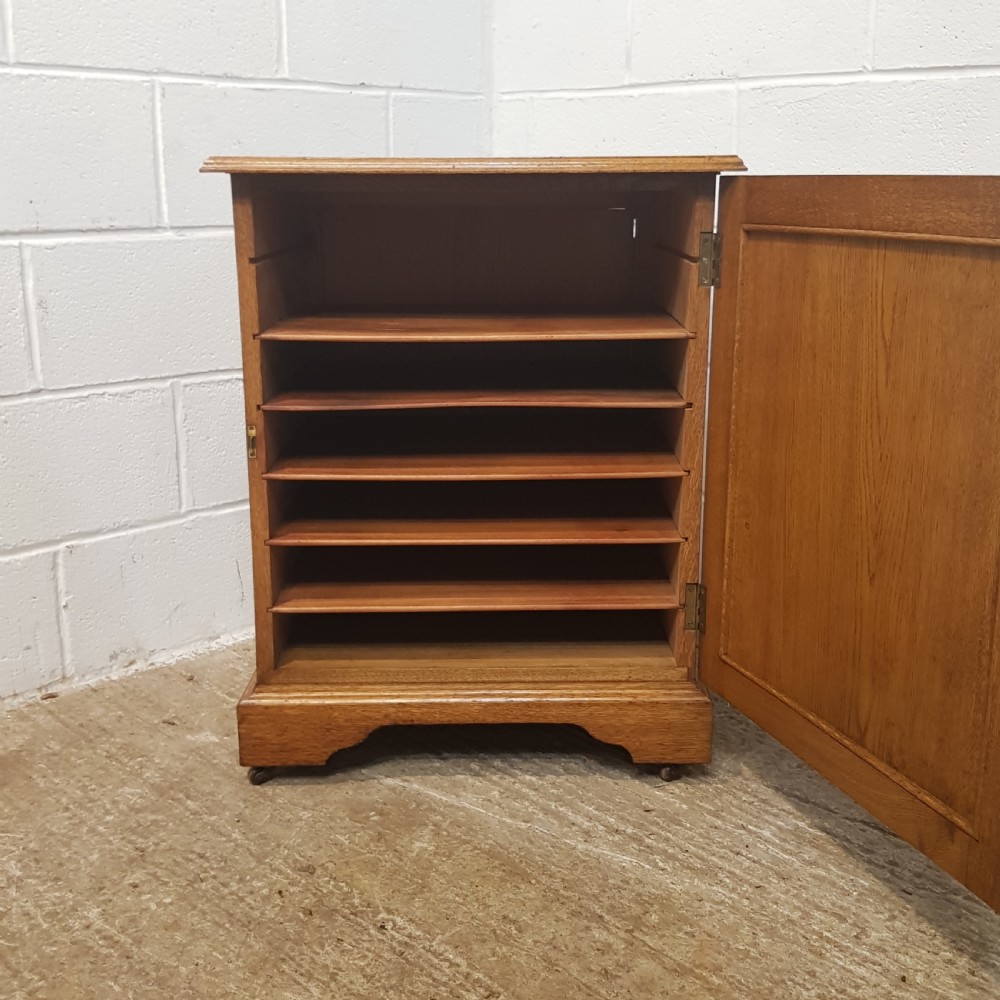 ANTIQUE EDWARDIAN OAK OFFICE COLLECTORS CABINET C1900 View IV