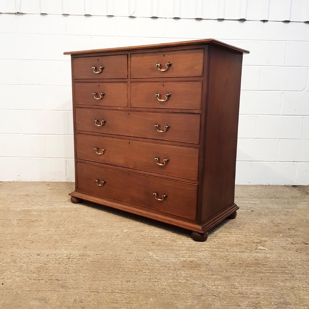 ANTIQUE LATE 18TH CENTURY MAHOGANY CHEST OF DRAWERS C1790 View III