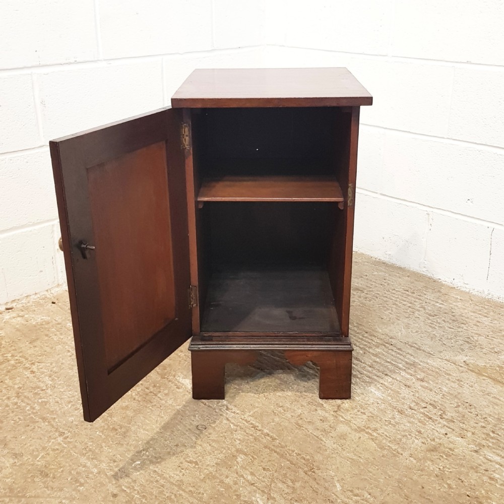 ANTIQUE PAIR VICTORIAN MAHOGANY BEDSIDE CABINETS C1880 View III
