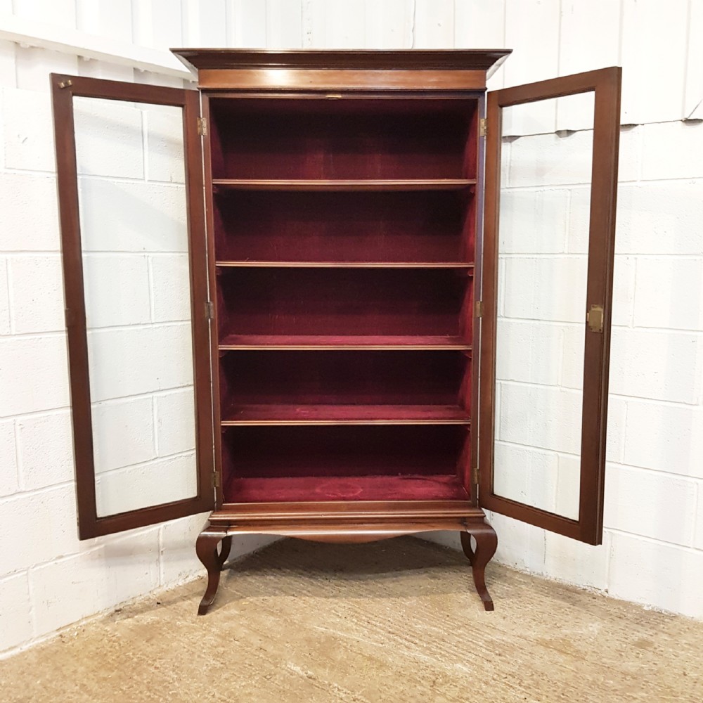 ANTIQUE EDWARDIAN MAHOGANY GLAZED BOOKCASE C1900 View II