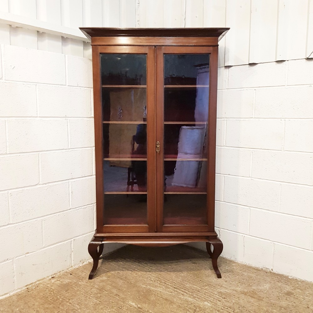 ANTIQUE EDWARDIAN MAHOGANY GLAZED BOOKCASE C1900 View V
