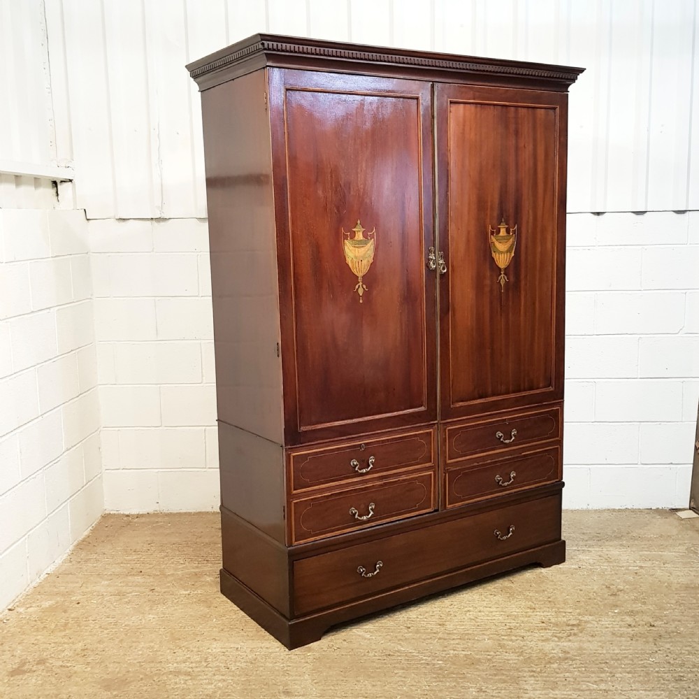 ANTIQUE LATE 18TH CENTURY INLAID MAHOGANY DOUBKE WARDROBE C1790 View V