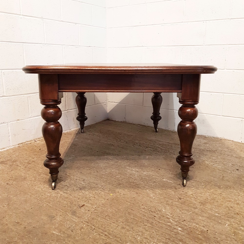 ANTIQUE VICTORIAN MAHOGANY EXTENDING DINING TABLE C1880 & SEATS UP TO TEN  View VII