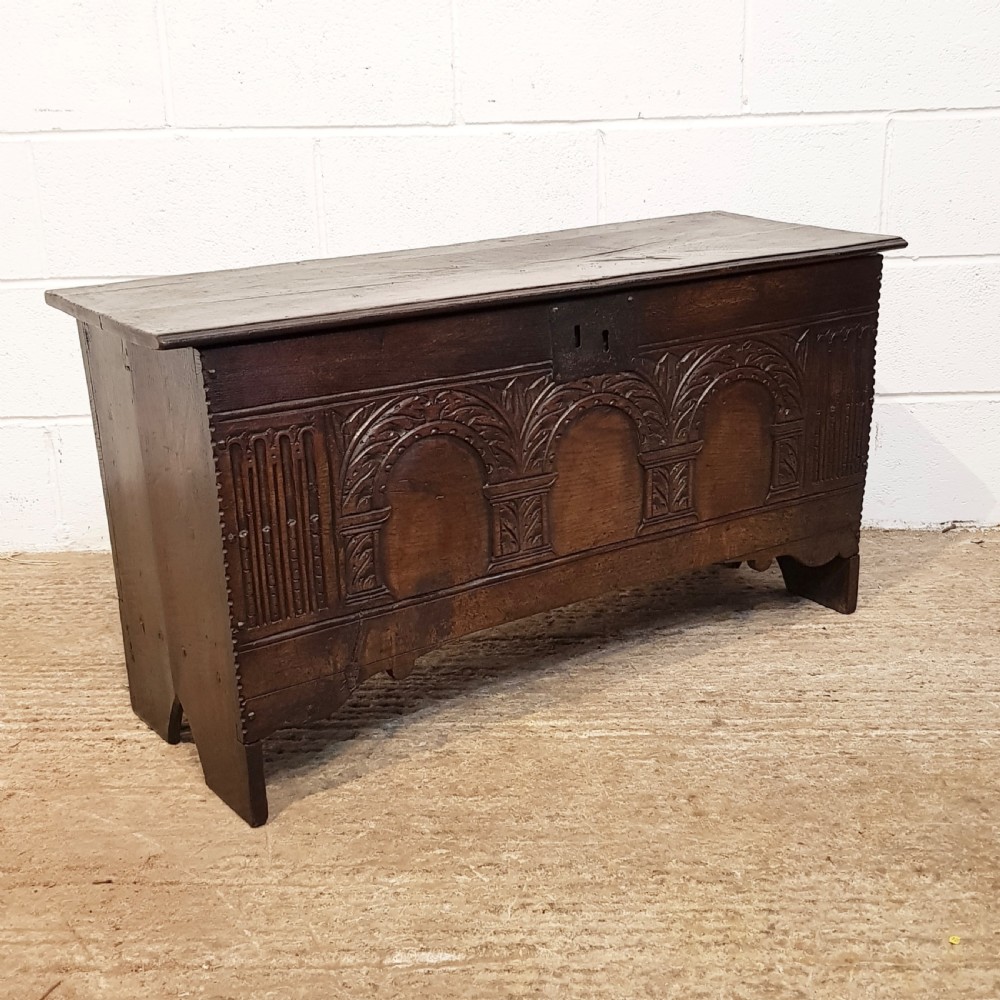 ANTIQUE 18TH CENTURY  CARVED & JOINED OAK COFFER C1780 View III