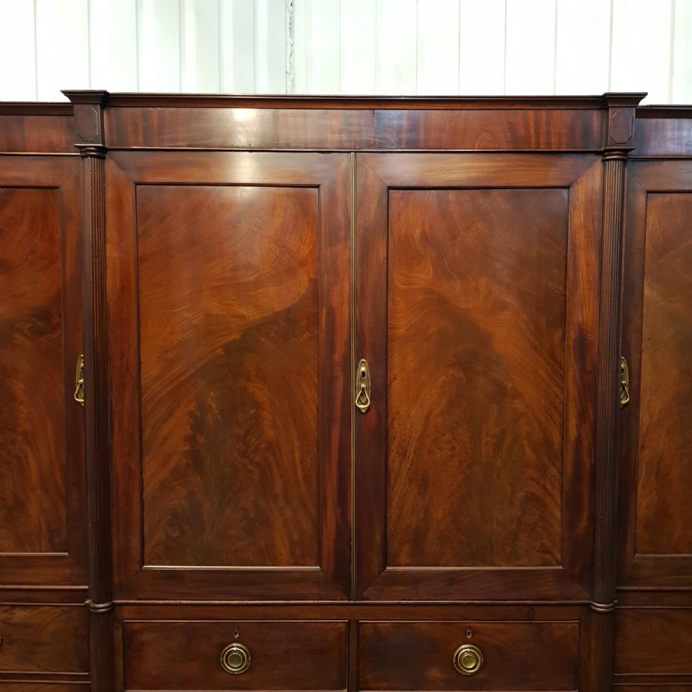 ANTIQUE REGENCY MAHOGANY BREAKFRONT FOUR DOOR WARDROBE C1820 View VI