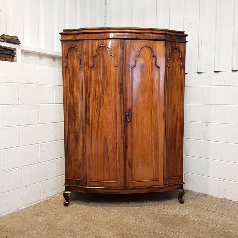 ANTIQUE 19TH CENTURY FRENCH BOW FRONT WALNUT ARMOIRE C1880 View XI