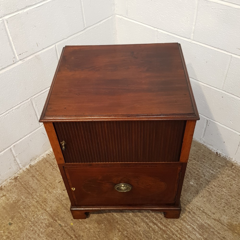 ANTIQUE REGENCY MAHOGANY TAMBOR FRONT BEDSIDE CABINET C1820 View IV