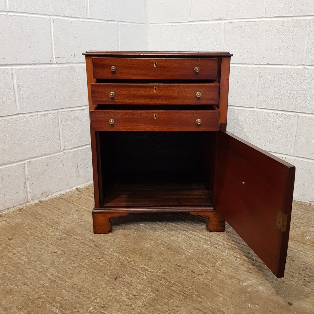 ANTIQUE REGENCY MAHOGANY TAMBOR FRONT BEDSIDE CABINET C1820 View V