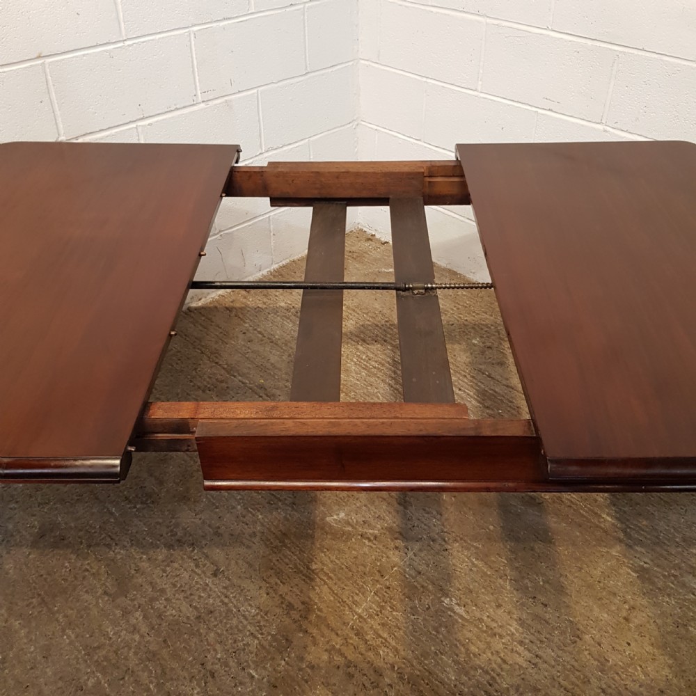ANTIQUE  VICTORIAN MAHOGANY EXTENDING DINING TABLE C1880 View V