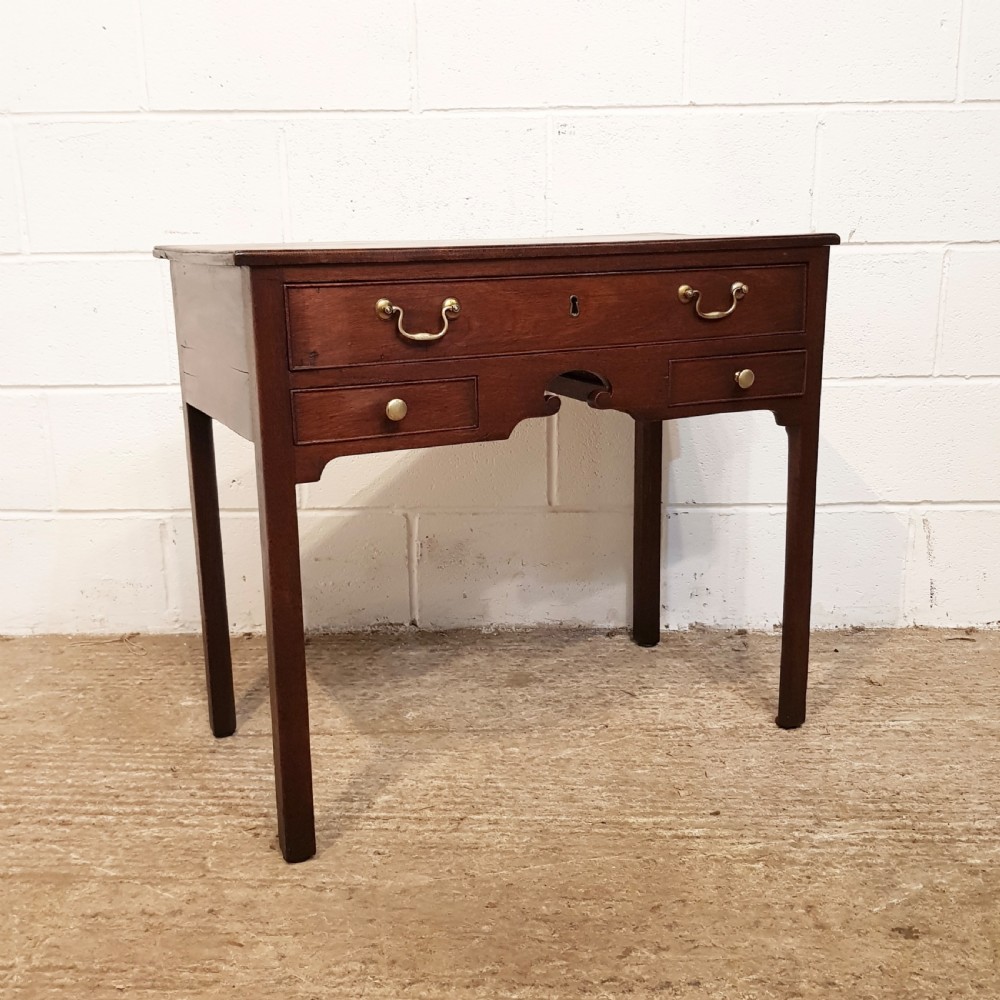 ANTIQUE 18TH CENTURY MAHOGANY LOWBOY C1780 View II