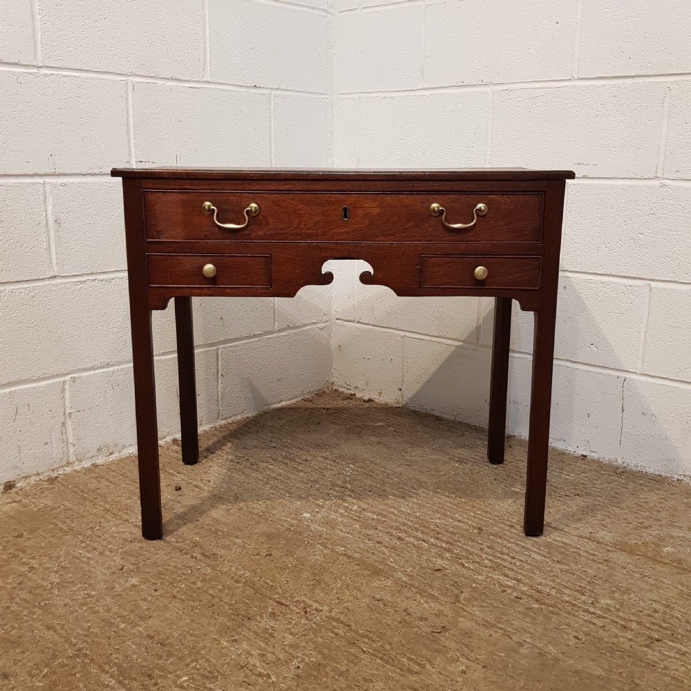 ANTIQUE 18TH CENTURY MAHOGANY LOWBOY C1780 View V