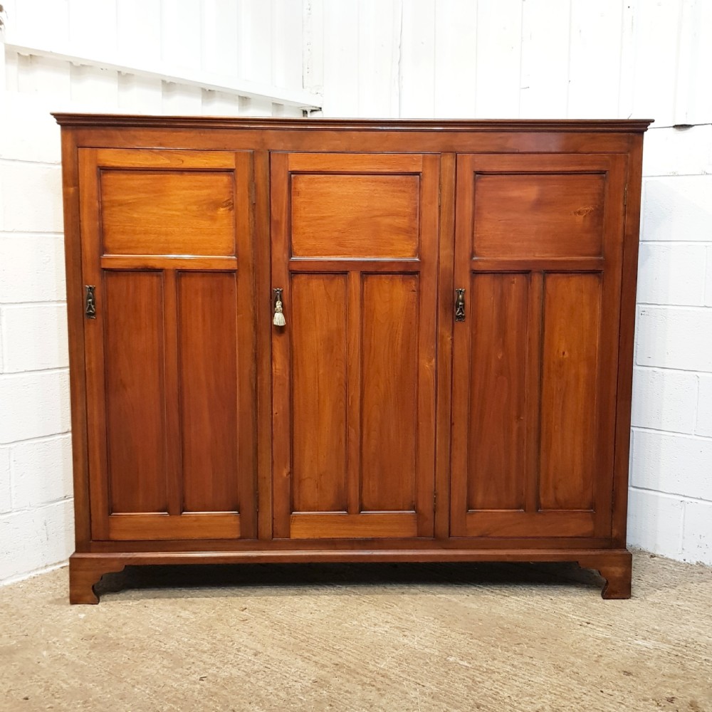 ANTIQUE VICTORIAN MAHOGANY LINEN CUPBOARD C1880 View V