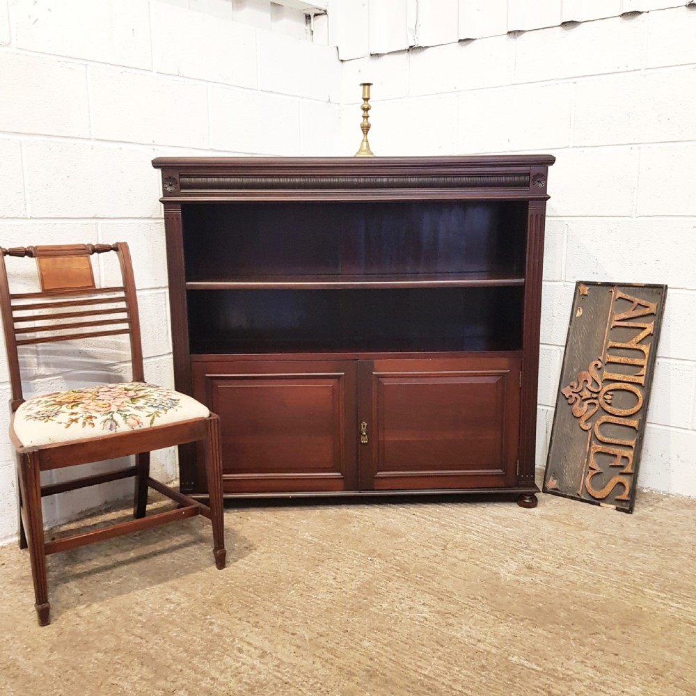 ANTIQUE VICTORIAN MAHOGANY OPEN BOOKCASE ON CUPBOARD C1880
