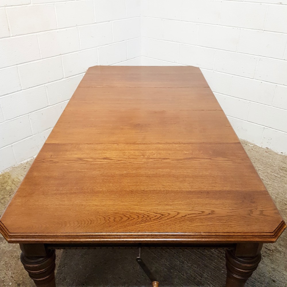 ANTIQUE VICTORIAN OAK EXTENDING DINING TABLE C1880 View VI