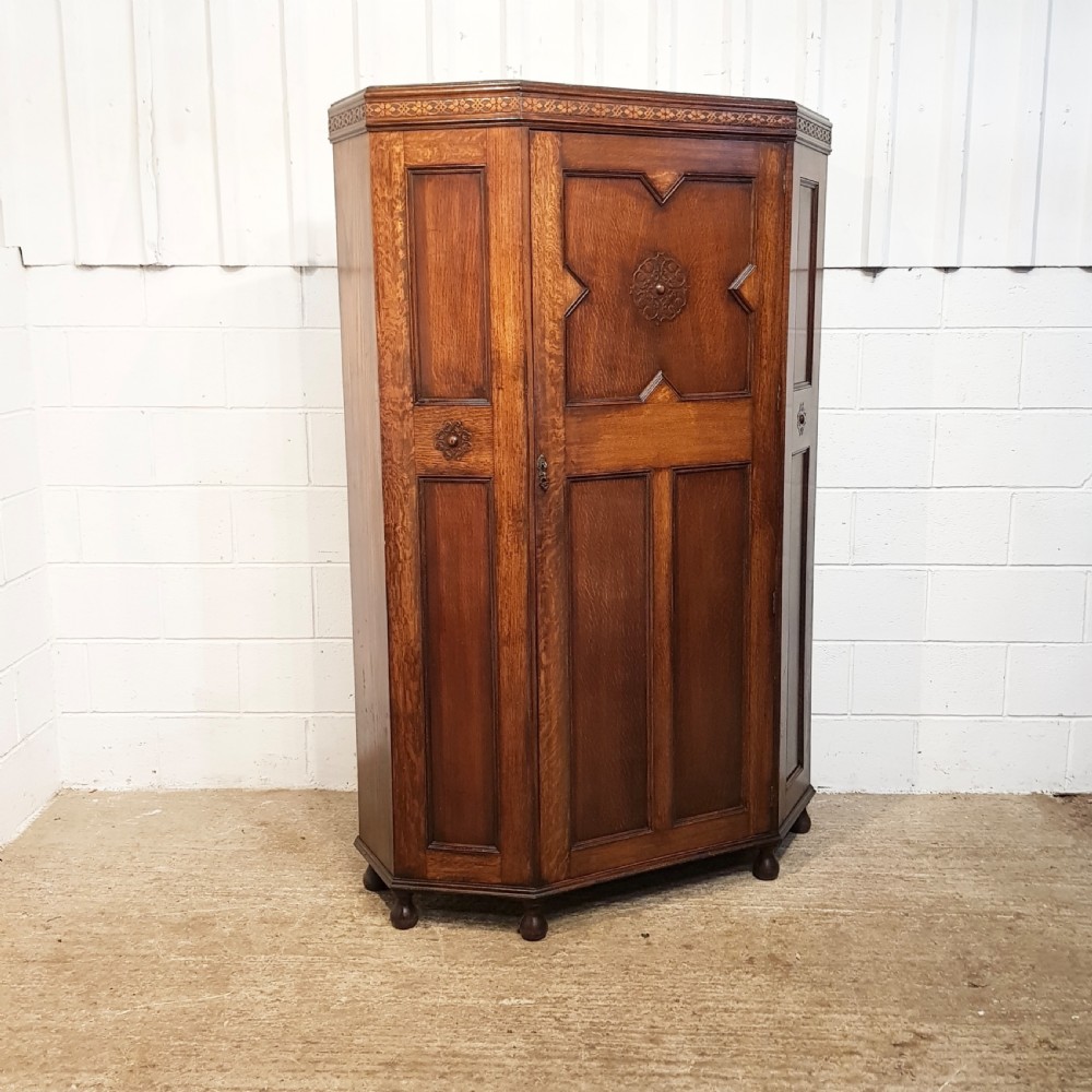 ANTIQUE CARVED OAK HALL WARDROBE C1920 View IV