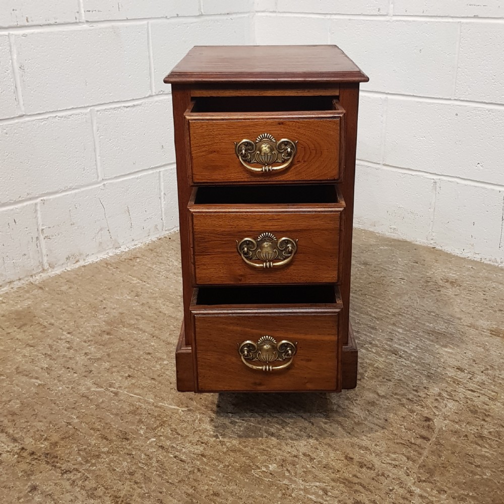 ANTIQUE PAIR VICTORIAN WALNUT BEDSIDE CHEST OF DRAWERS C1880 View V