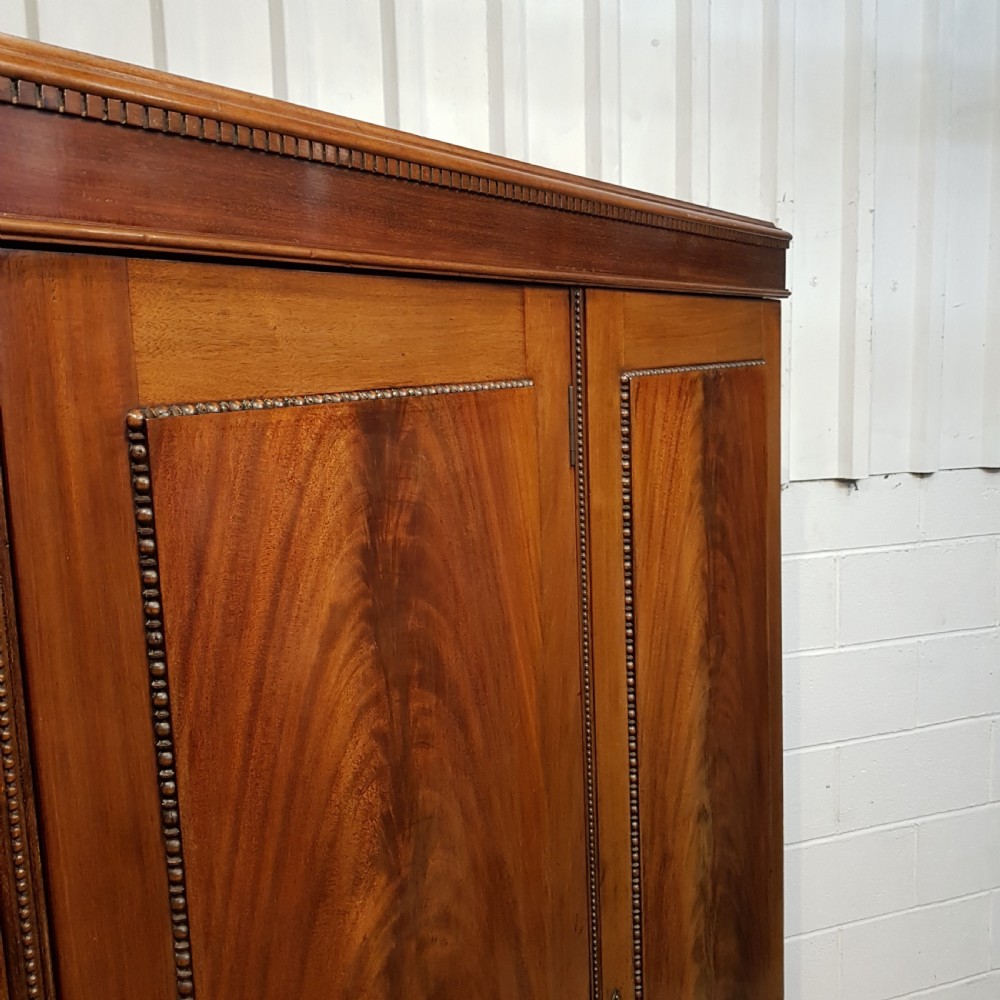 ANTIQUE EDWARDIAN MAHOGANY TRIPLE WARDROBE C1900 View VII