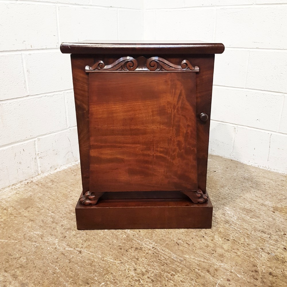 ANTIQ PAIR WILLIAM 1V MAHOGANY BEDSIDE CABINETS C1830 View II