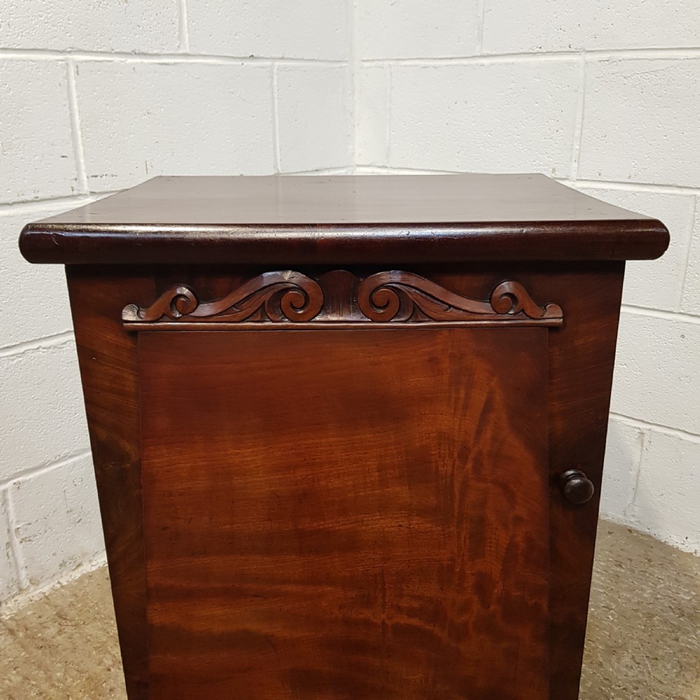 ANTIQ PAIR WILLIAM 1V MAHOGANY BEDSIDE CABINETS C1830 View VIII