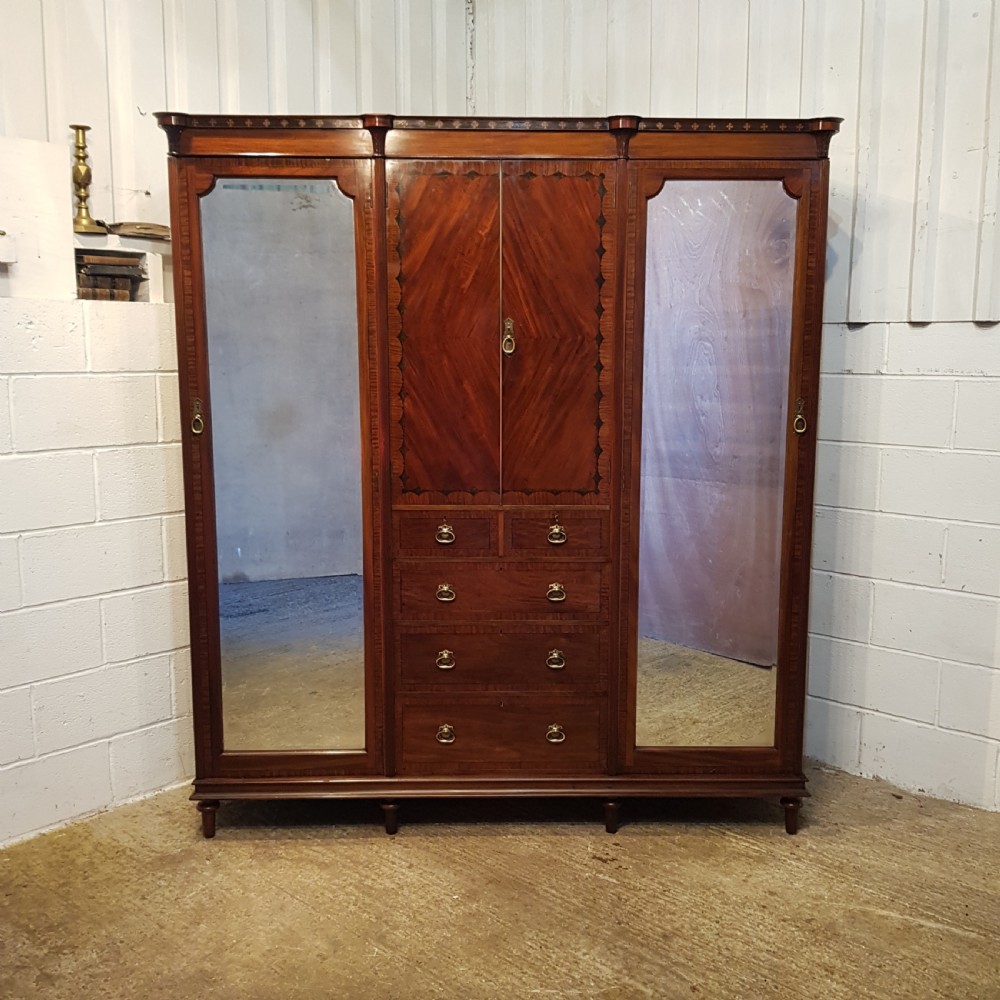 ANTIQUE LATE VICTORIAN MAHOGANY TRIPLE WARDROBE C1890 View VII