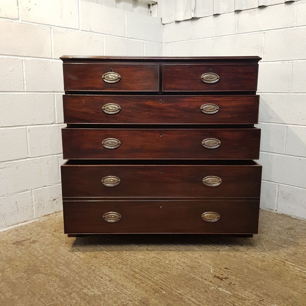 ANTIQUE 18TH CENTURY MAHOGANY CHEST OF DRAWERS C1780 View III