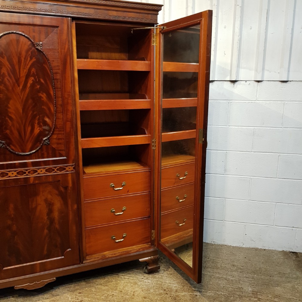 ANTIQUE LATE VICTORIAN CHIPPENDALE MAHOGANY TRIPLE WARDROBE C1890 View V