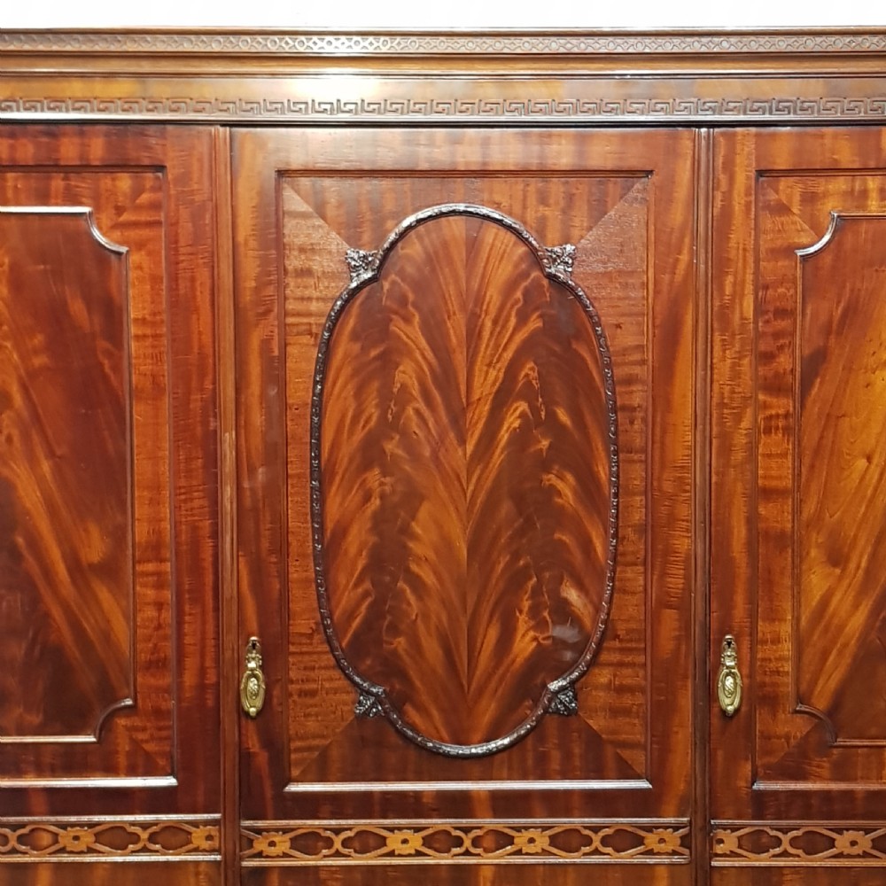 ANTIQUE LATE VICTORIAN CHIPPENDALE MAHOGANY TRIPLE WARDROBE C1890 View VII