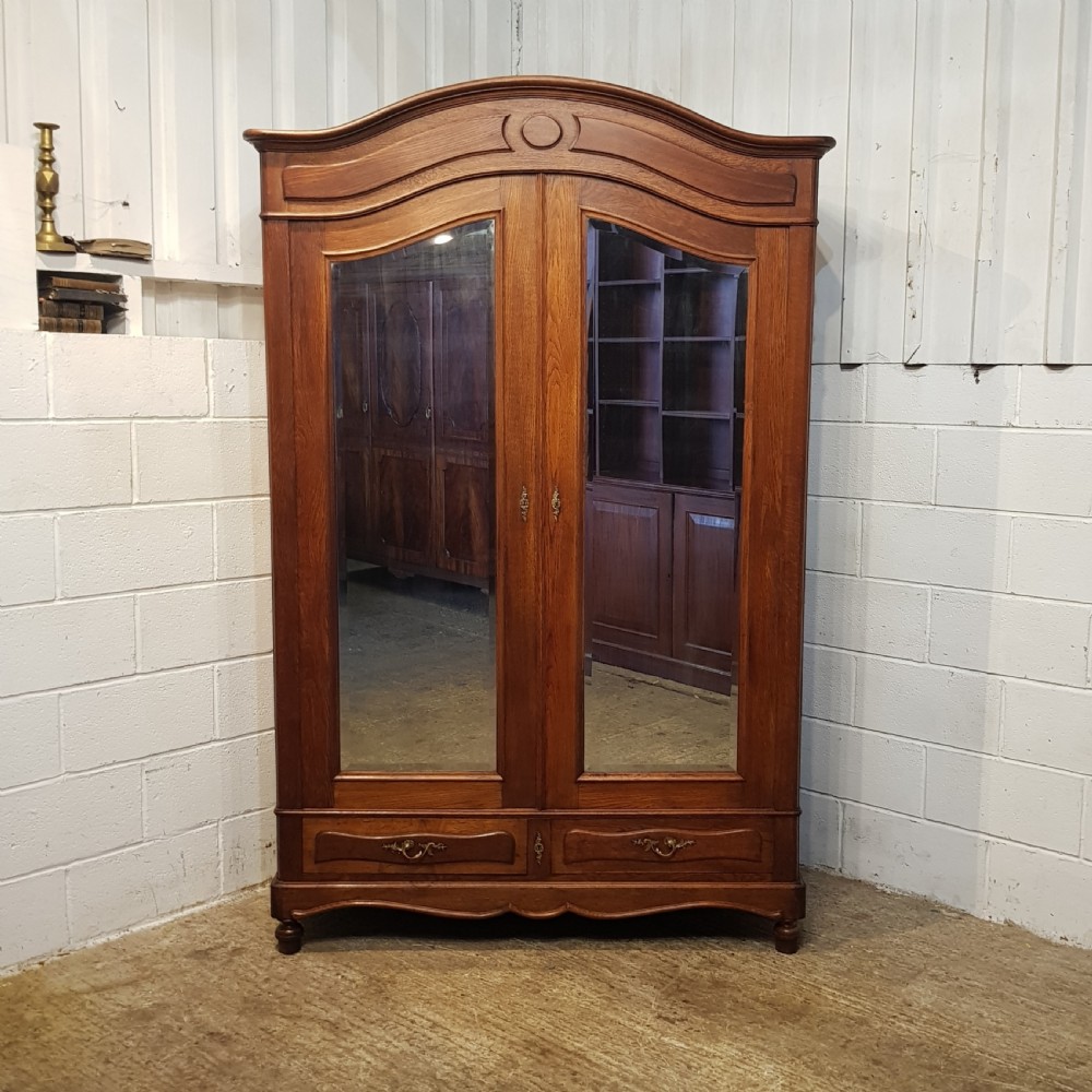 ANTIQUE 19TH CENTURY FRENCH OAK ARMOIRE C1880 View VII