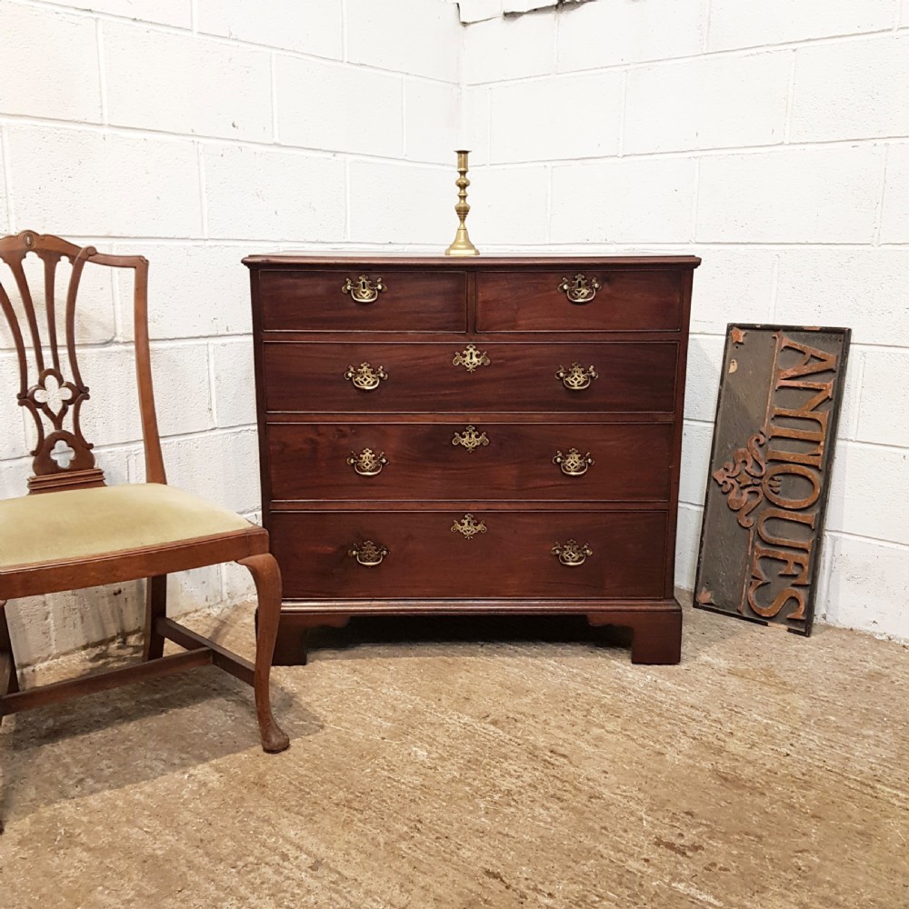 ANTIQUE 18TH CENTURY MAHOGANYCHEST OF DRAWERS C1780