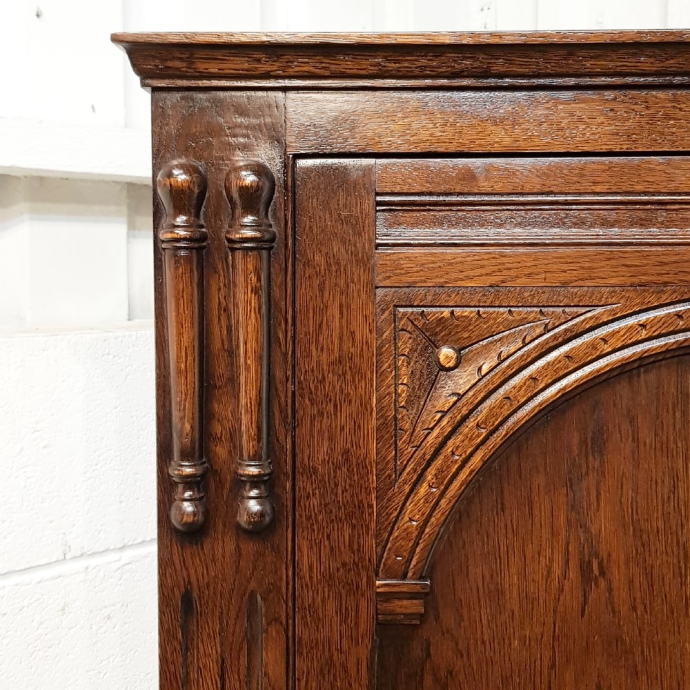 ANTIQUE CARVED OAK SINGLE WARDROBE C1920 View II