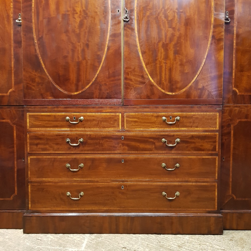 ANTIQUE REGENCY MAHOGANY  BREAKFRONT TRUPLE WARDROBE COMPACTUM C1820 View XI