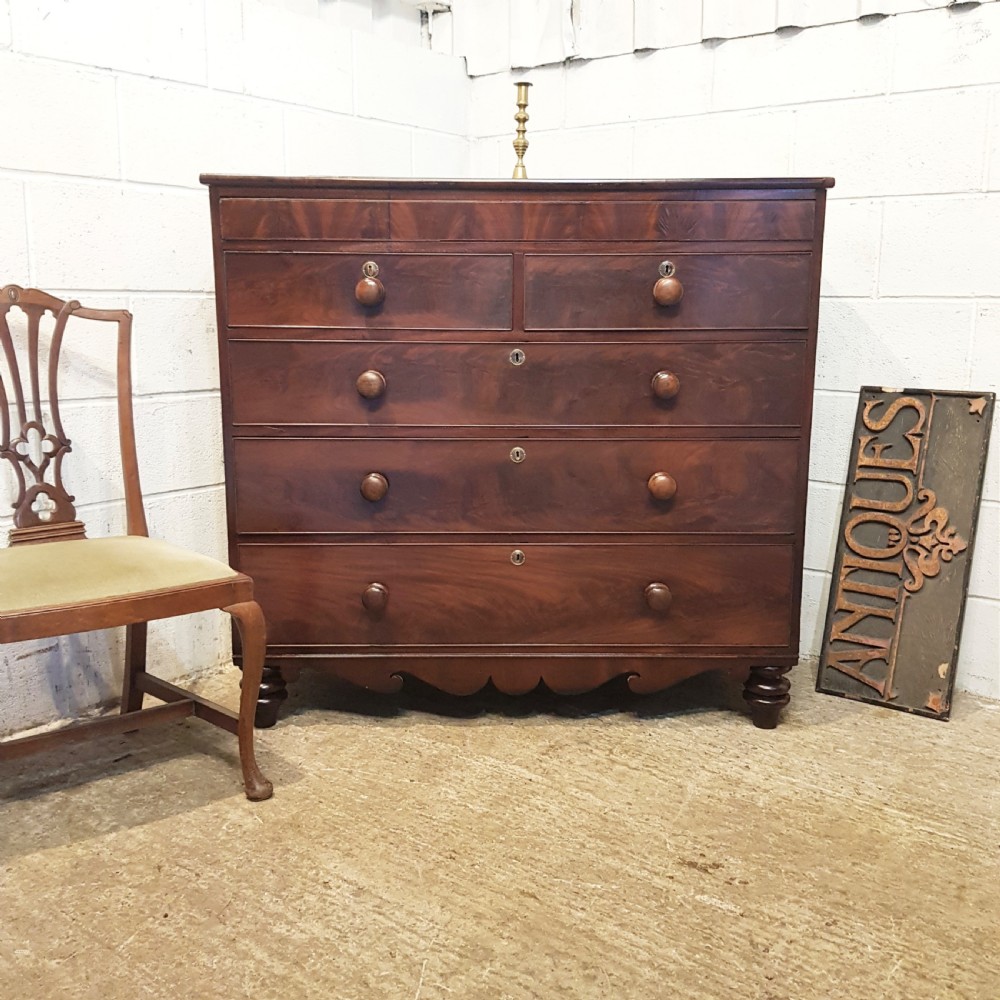 ANTIQUE EARLY VICTORIAN MAHOGANY CHEST OF DRAWERS WITH SECRET DRAWER C1850