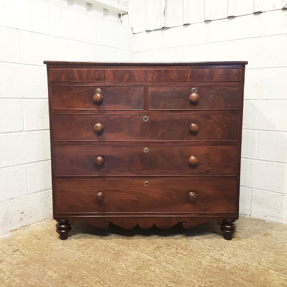 ANTIQUE EARLY VICTORIAN MAHOGANY CHEST OF DRAWERS WITH SECRET DRAWER C1850 View II