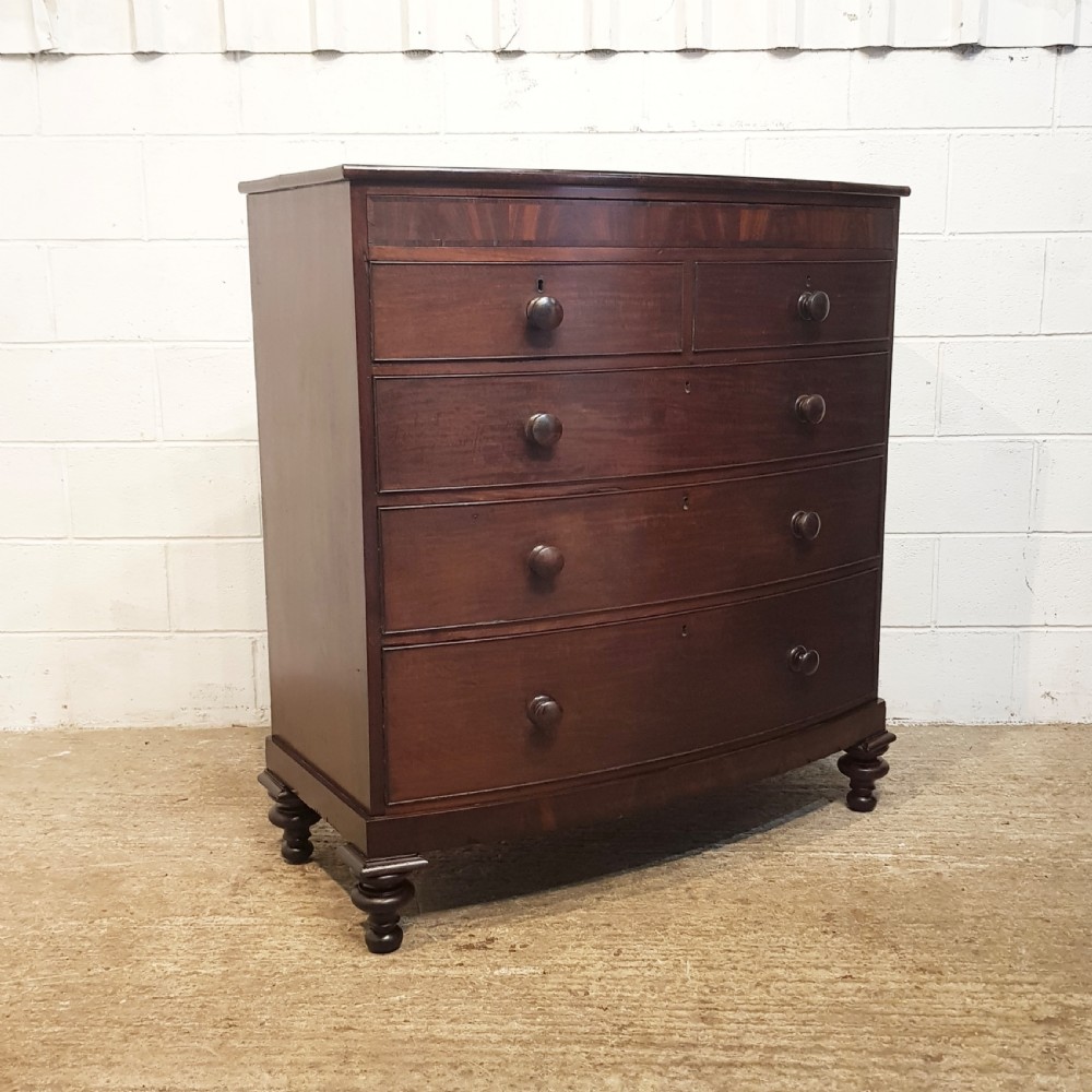 ANTIQUE VICTORIAN BOW FRONT MAHOGANY CHEST OF DRAWERS C 1860 View VII