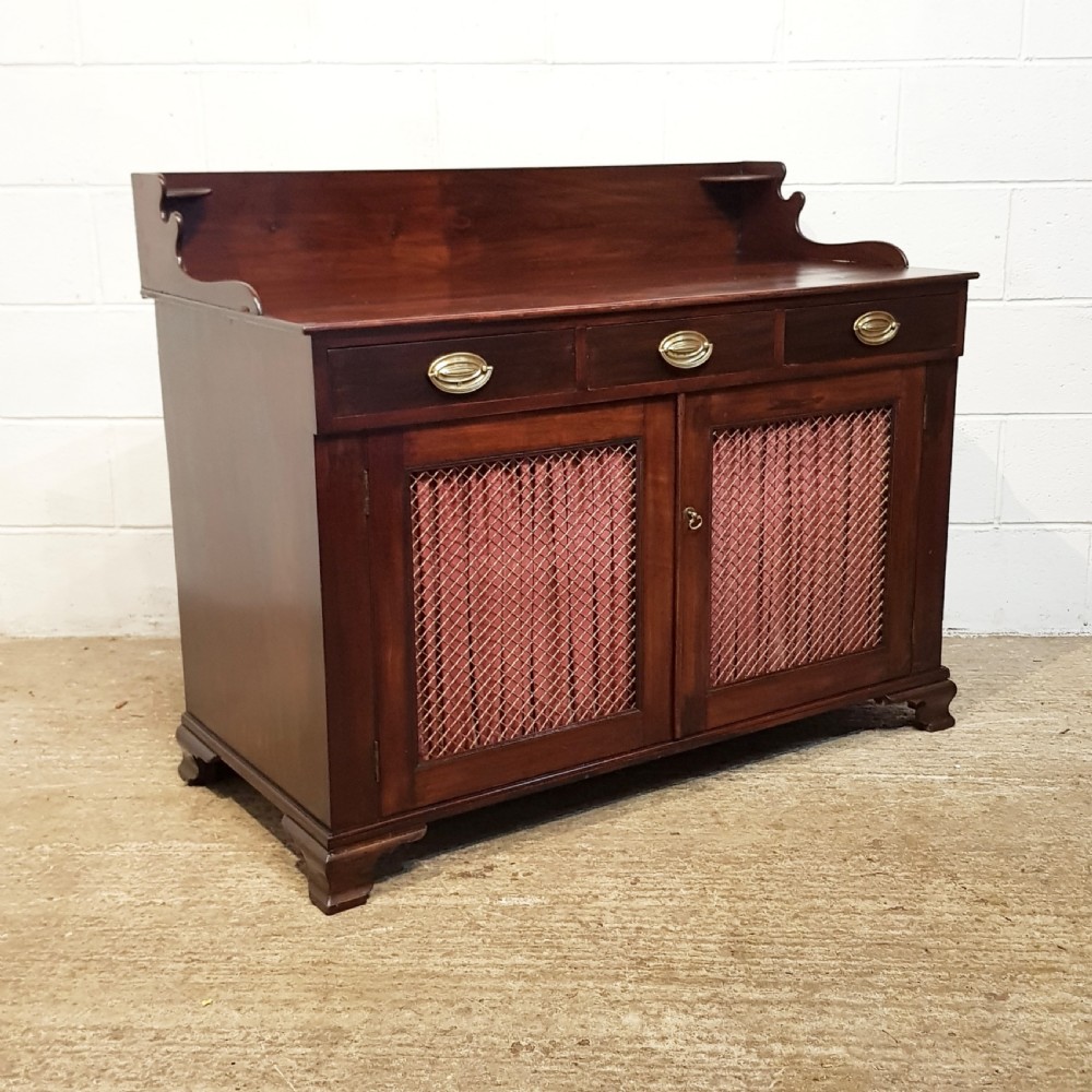 ANTIQUE LATE 18TH CENTURY MAHOGANY BUFFET CHIFFONIER 1780 View II