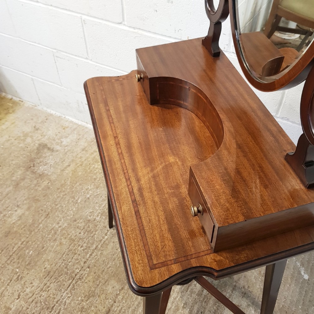 UNUSUAL ANTIQUE EDWARDIAN SMALL MAHOGANY DRESSING TABLE C1900 View II