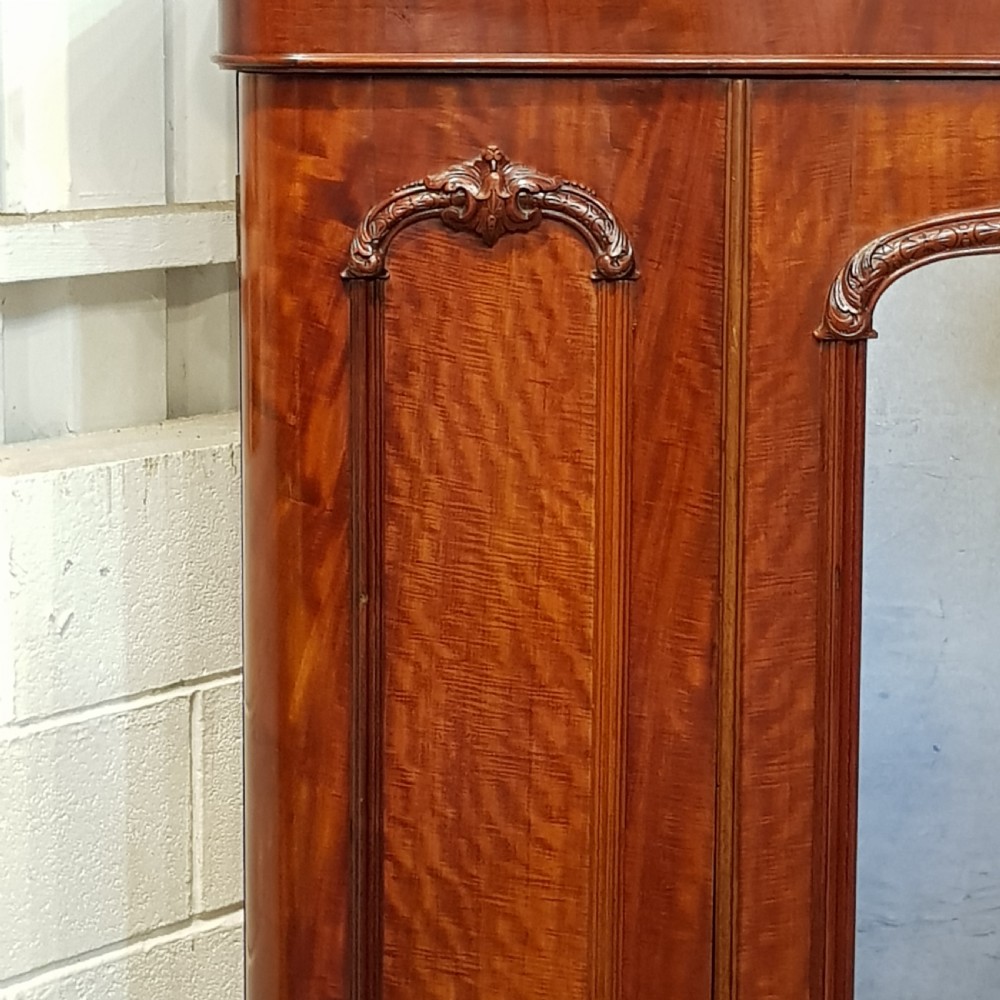 ANTIQUE VICTORIAN MAHOGANY DOUBKE WARDROBE C1880 View VI