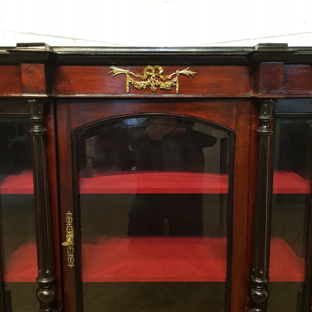 ANTIQUE EARLY VICTORIAN CUBAN MAHOGANY MARBLE TOPPED CREDENZA SIDEBOARD C1840 View III